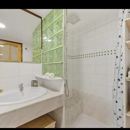 Vista A Fermina アパート